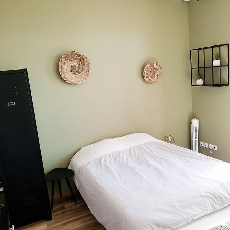 Legend- Parking Prive Gratuit- Terrasse Privee- Wifi - Convert - Alimentec Bourg-en-Bresse Exterior photo