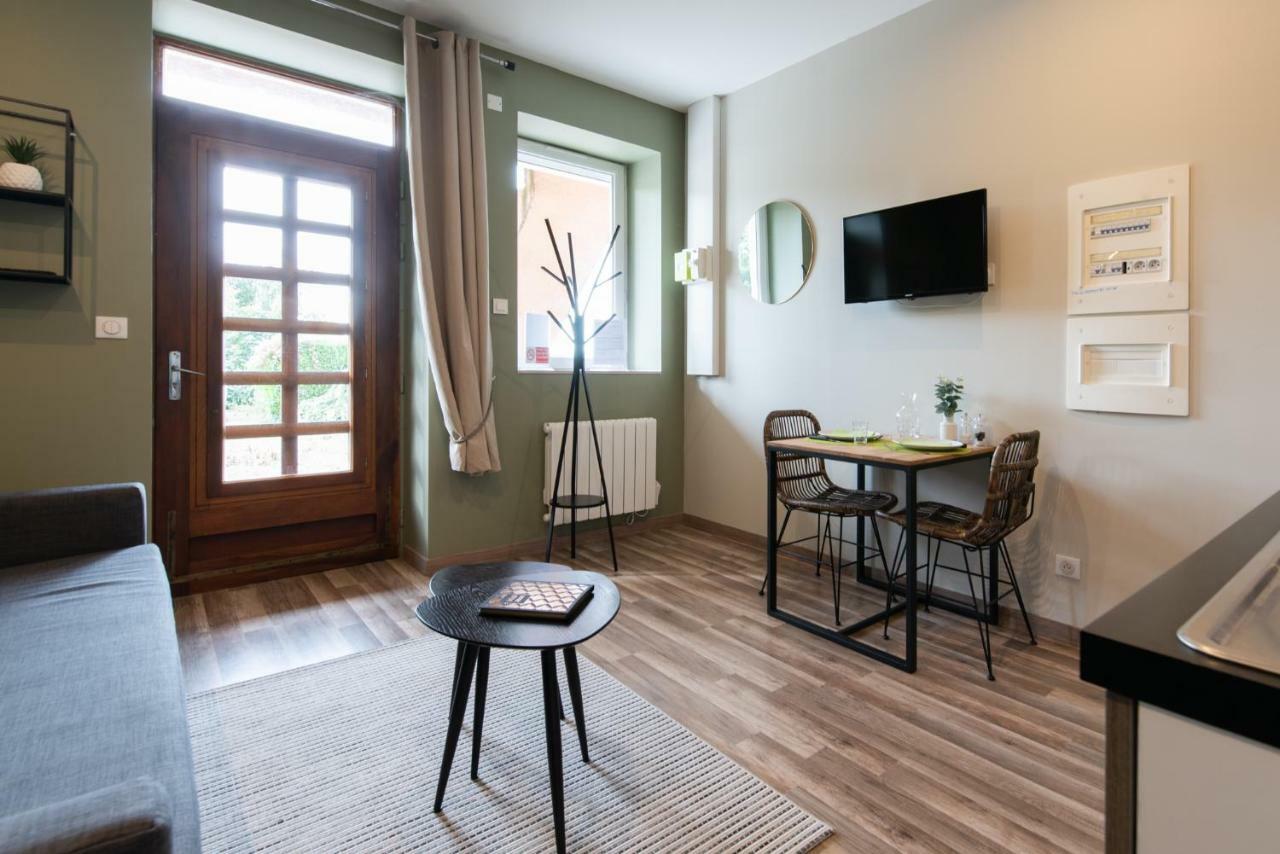 Legend- Parking Prive Gratuit- Terrasse Privee- Wifi - Convert - Alimentec Bourg-en-Bresse Exterior photo